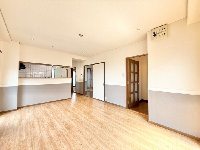 物件内観写真8　(居室)