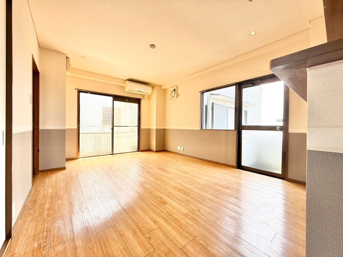 物件内観写真9　(居室)