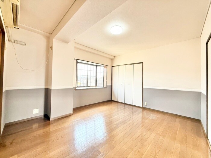 物件内観写真10　(居室)