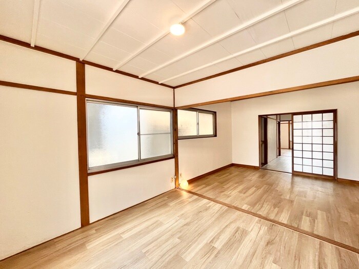 物件内観写真10　(居室)