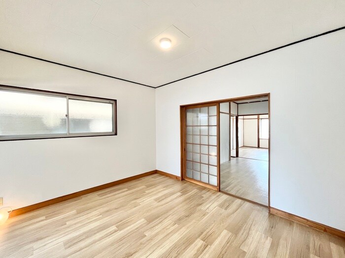 物件内観写真13　(居室)