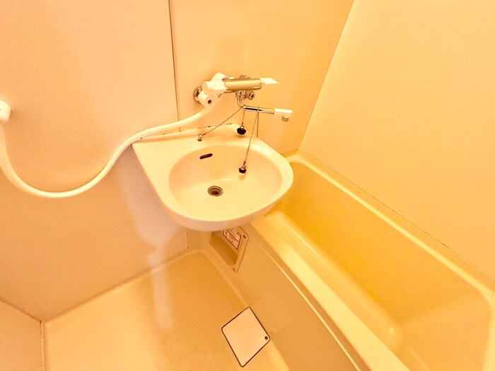 物件内観写真9　(洗面)