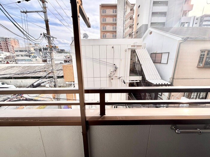 物件内観写真20　(室内からの展望)