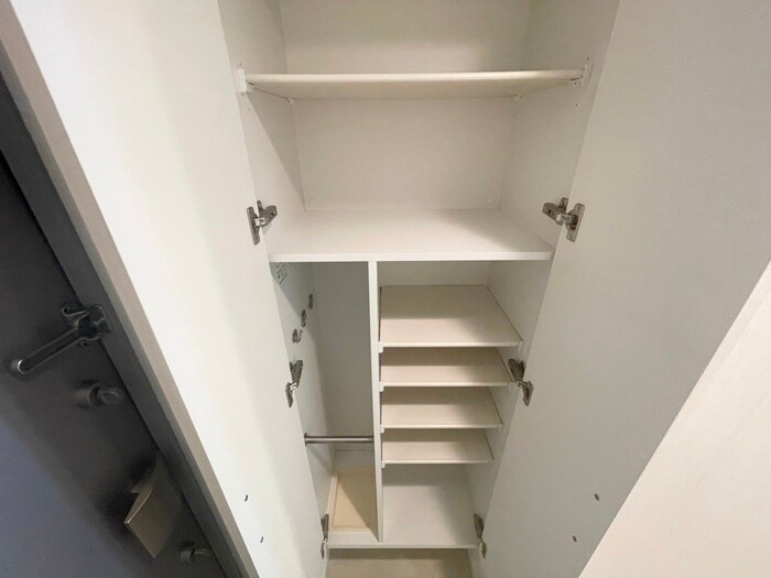 物件内観写真19　(靴箱)