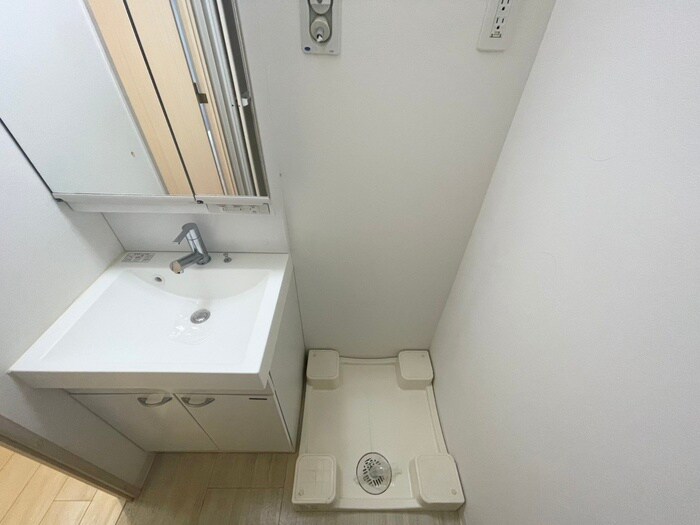 物件内観写真20　(洗濯機置場)