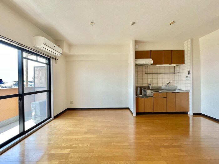 物件内観写真7　(居室)