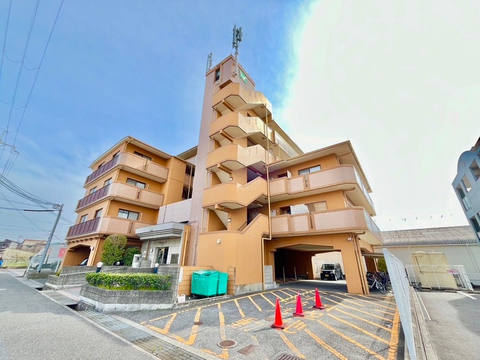 物件外観写真6　(外観写真)