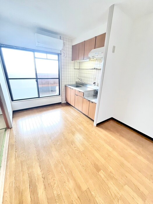 物件内観写真15　(居室)