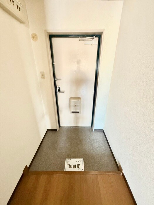 物件内観写真20　(玄関)