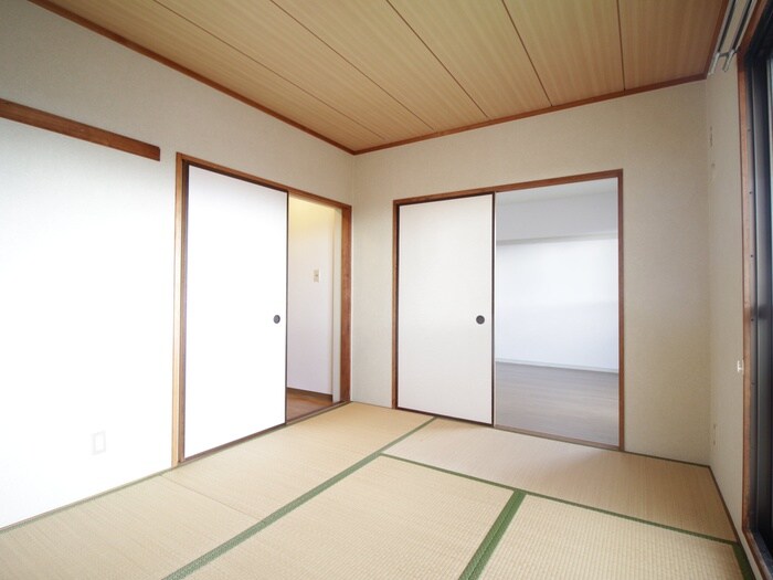 物件内観写真11　(居室)