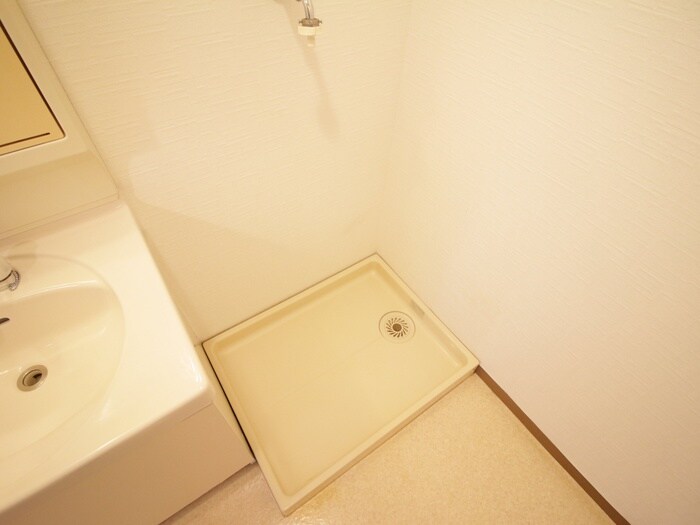 物件内観写真15　(洗濯機置場)