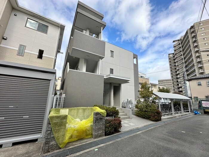 物件外観写真1　(外観写真)