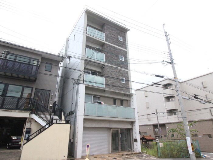 物件外観写真1　(外観写真)