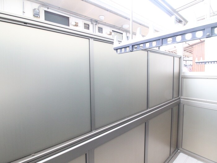 物件内観写真16　(室内からの展望)