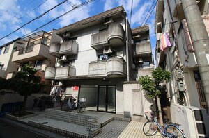 カレリアマンション外観写真