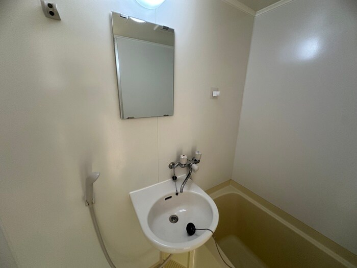 物件内観写真9　(洗面)