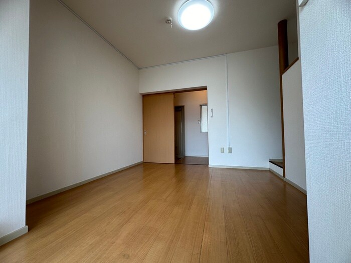 物件内観写真12　(居室)