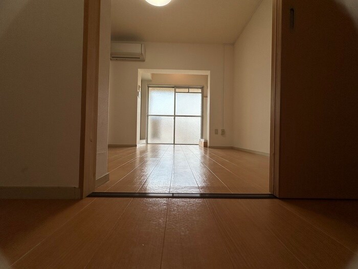 物件内観写真17　(廊下)