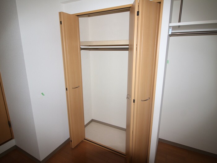 物件内観写真13　(収納)