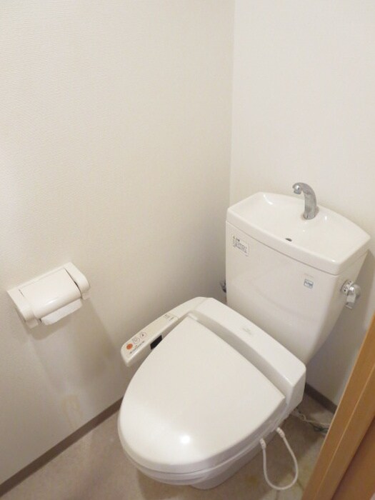 物件内観写真13　(トイレ)