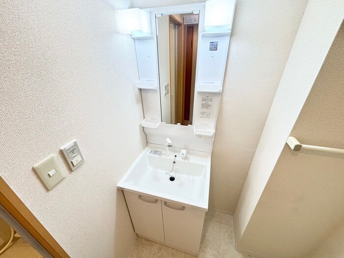 物件内観写真14　(洗面)