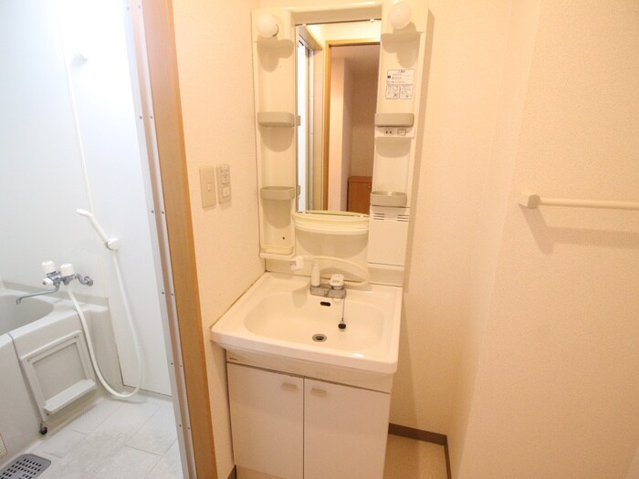 物件内観写真14　(洗面)