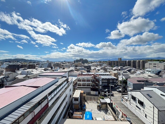 物件内観写真22　(室内からの展望)