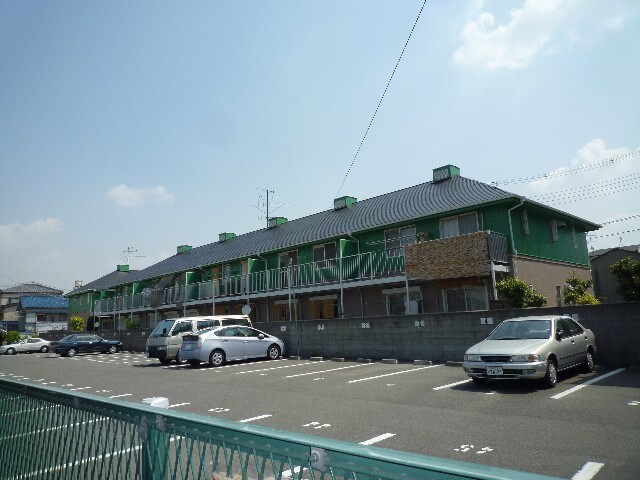 物件外観写真5　(駐車場)