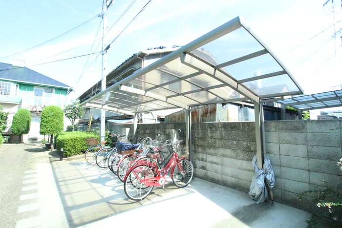物件外観写真6　(駐輪場)