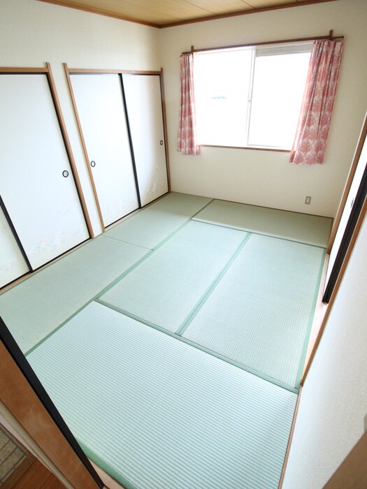 物件内観写真11　(居室)