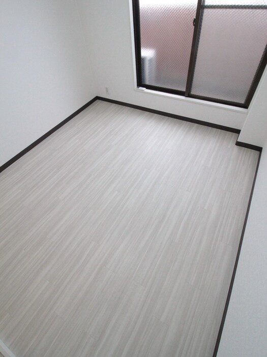 物件内観写真16　(居室)