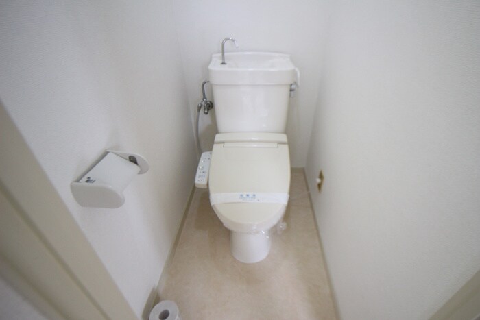 物件内観写真12　(トイレ)