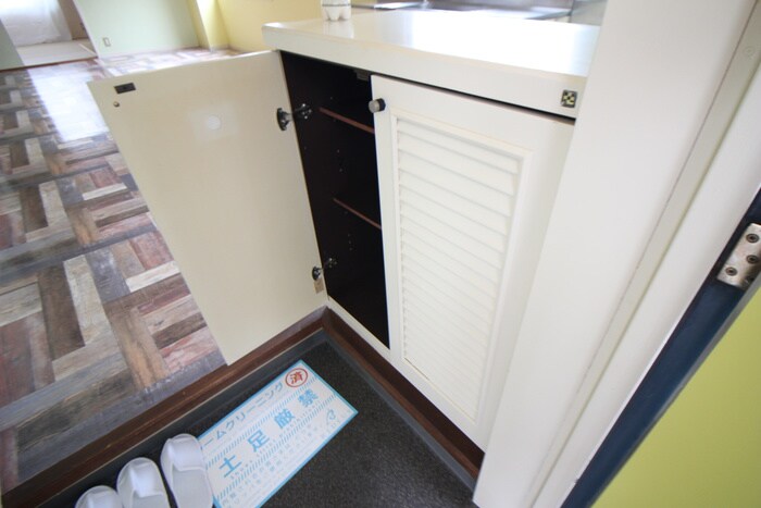 物件内観写真17　(靴箱)