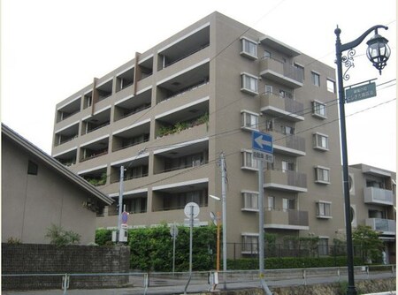 メゾン北昭和町（３０３）外観写真