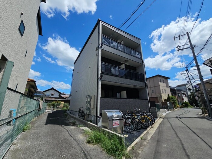 物件外観写真2　(外観写真)