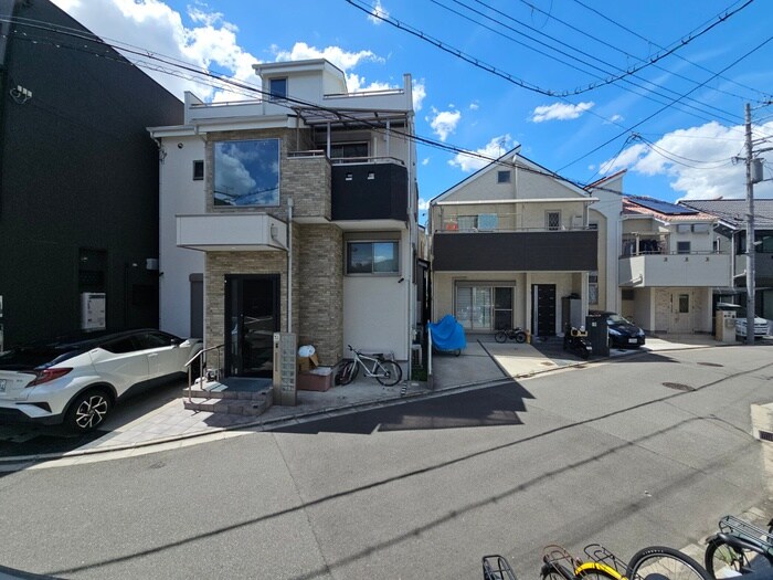 物件内観写真13　(室内からの展望)