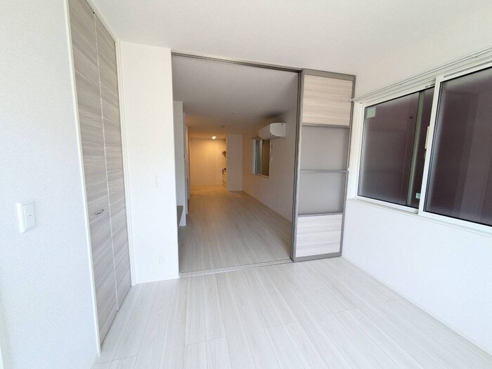 物件内観写真10　(居室)