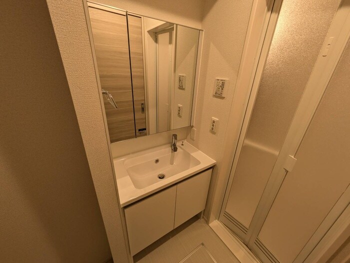 物件内観写真13　(洗面)