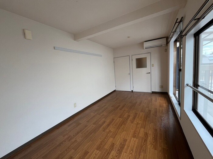 物件内観写真6　(居室)