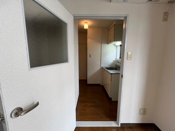 物件内観写真20　(廊下)