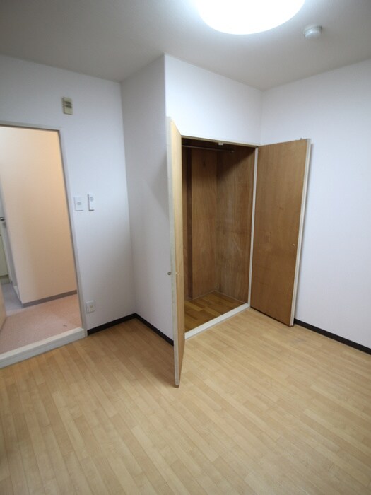 物件内観写真12　(居室)