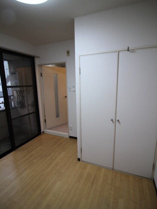 物件内観写真15　(居室)