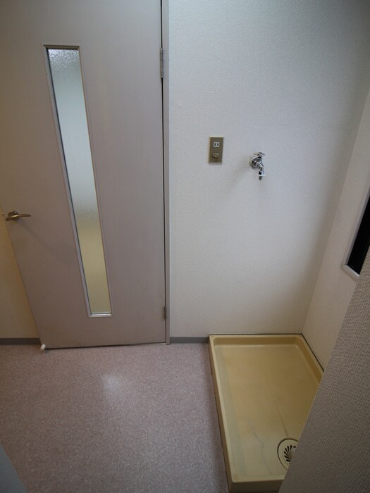 物件内観写真17　(廊下)