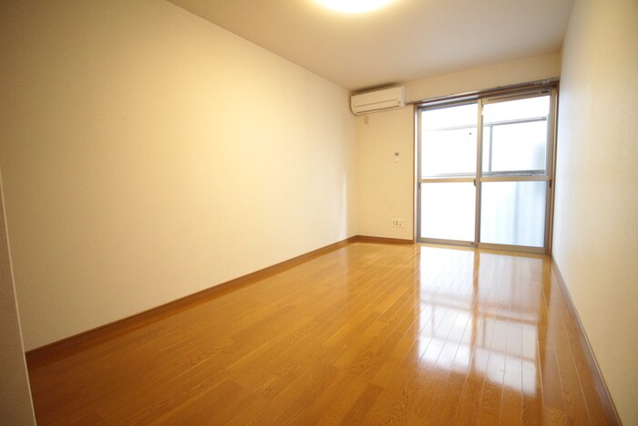 アドミ西院の居室