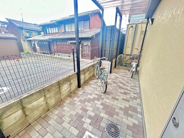 駐輪場