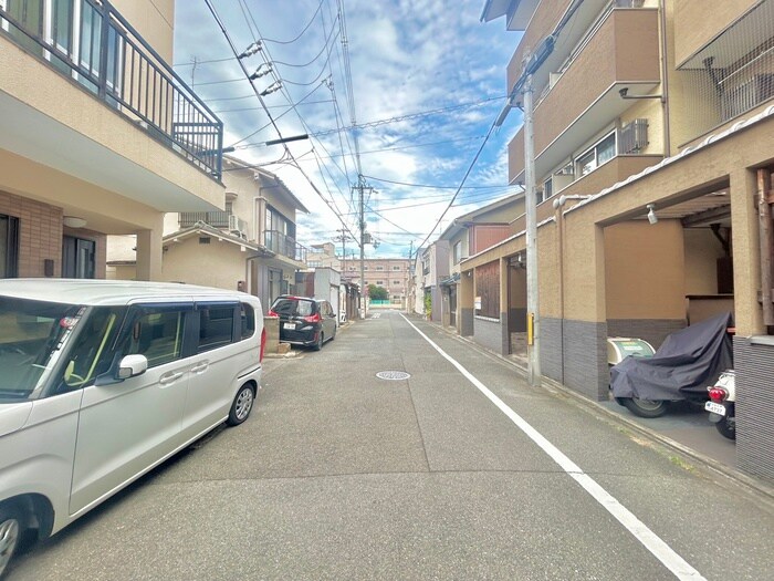 アドミ西院の周辺環境