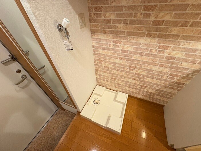 物件内観写真19　(洗濯機置場)