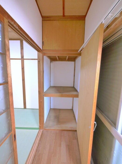 物件内観写真7　(収納)