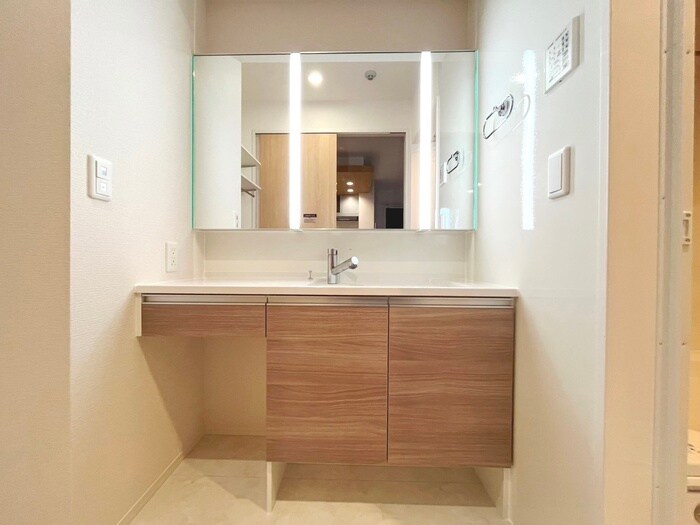 物件内観写真11　(洗面)