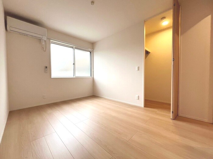 物件内観写真12　(居室)